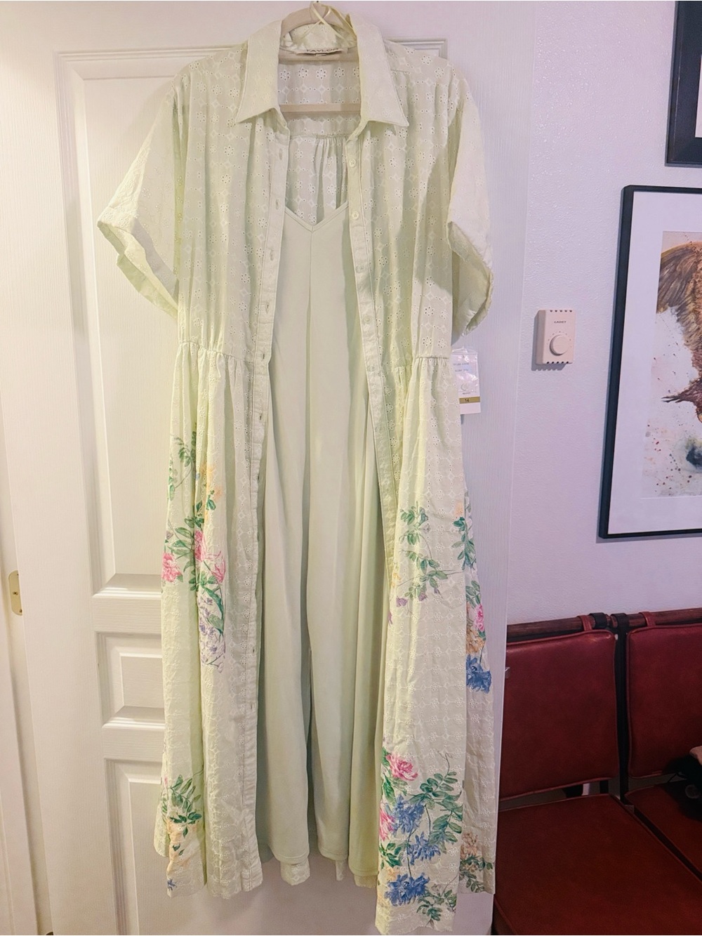 Taylor Light Green Floral Dress. NWT - Picture 5 of 5